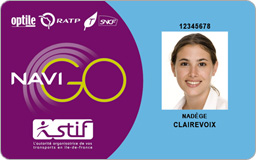 A Pass Navigo.  Yes, there's a picture of you on your Pass Navigo.  No, that's not my Pass Navigo.