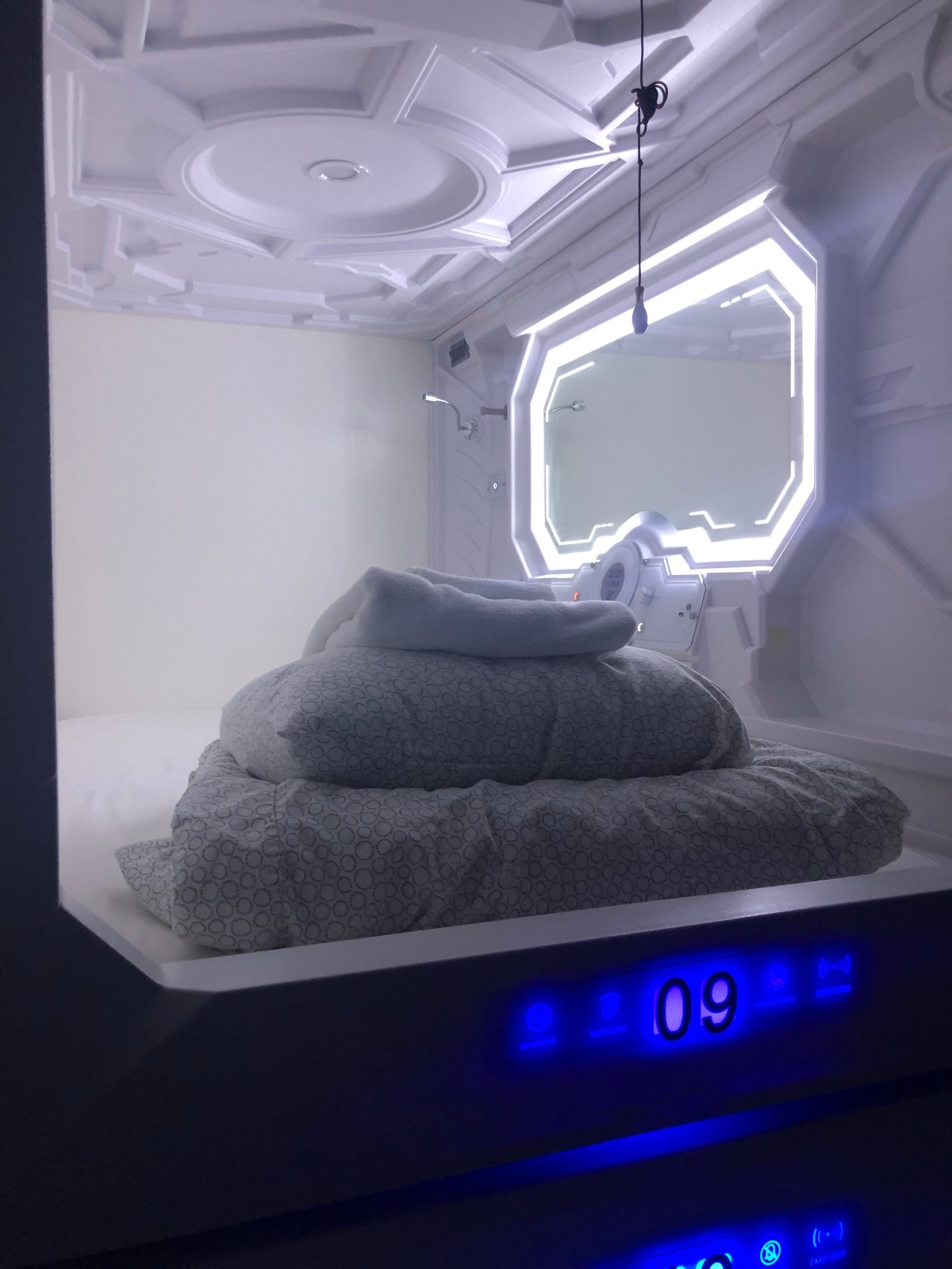 Combinatorics and pod&nbsp;hostels